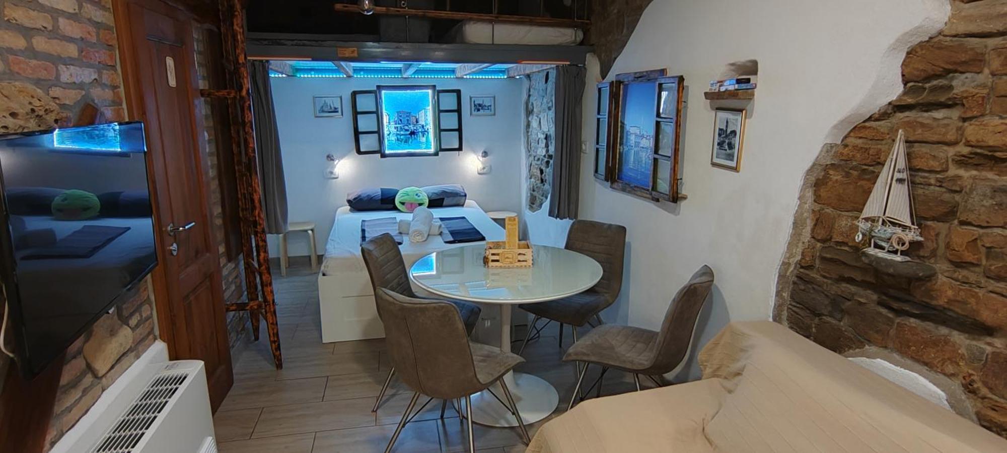 Traditional Apartment Piran